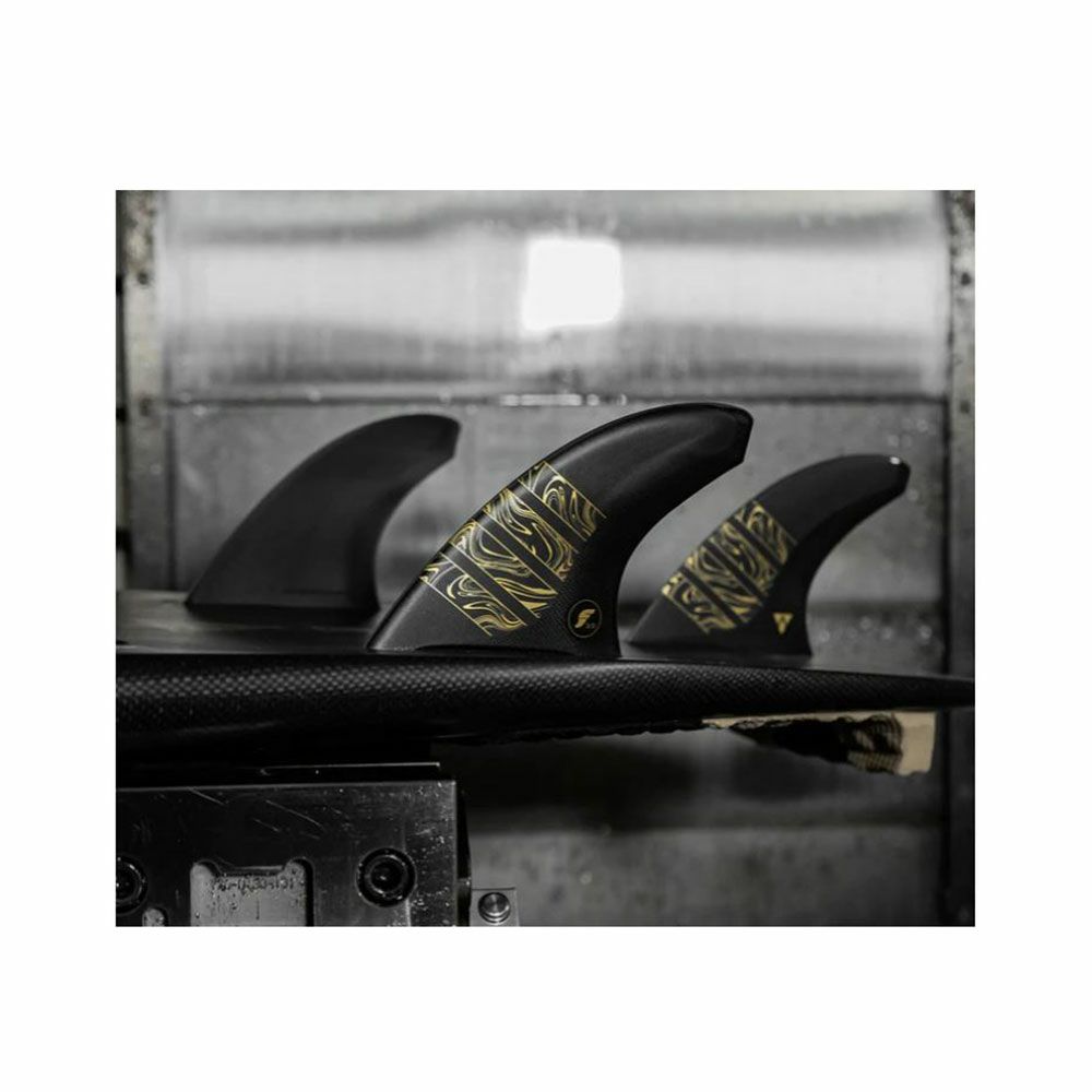 フューチャーズfuturesサーフィンサーフフィンVECTOR3/2MEDIUM3FIN01005131APV32M