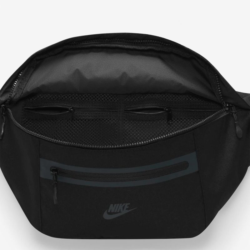 ナイキNIKEアウトドアカジュアル鞄バッグウエストポーチボディバッグエレメンタルプレミアムファニーパックDN2556-010メンズレディースユニセックス25SU春夏