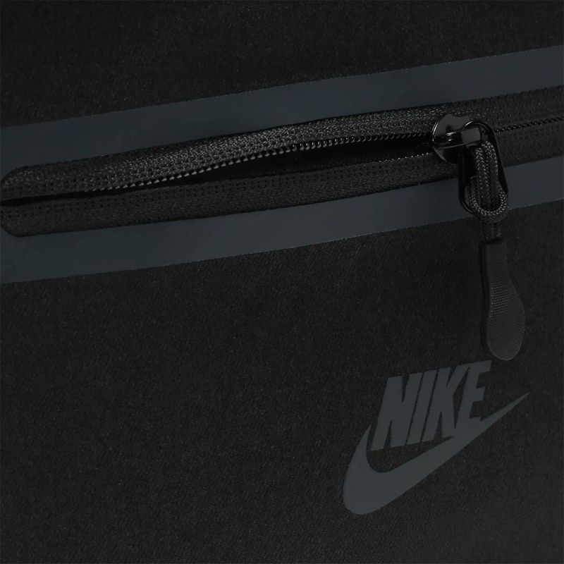ナイキNIKEアウトドアカジュアル鞄バッグウエストポーチボディバッグエレメンタルプレミアムファニーパックDN2556-010メンズレディースユニセックス25SU春夏