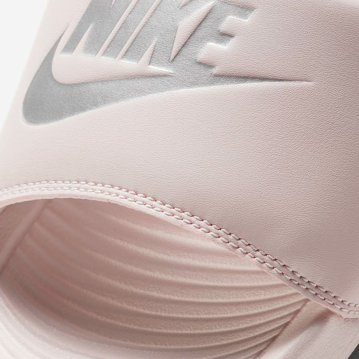 ナイキNIKEシャワーサンダルシャワサン靴ビクトリーワンCN9677-600レディース女性25SU春夏