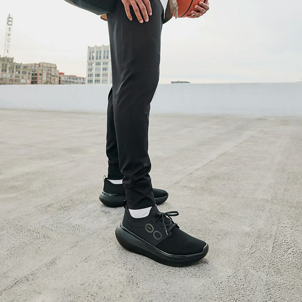 ウーフォスOOFOSMensOOmyStride200093