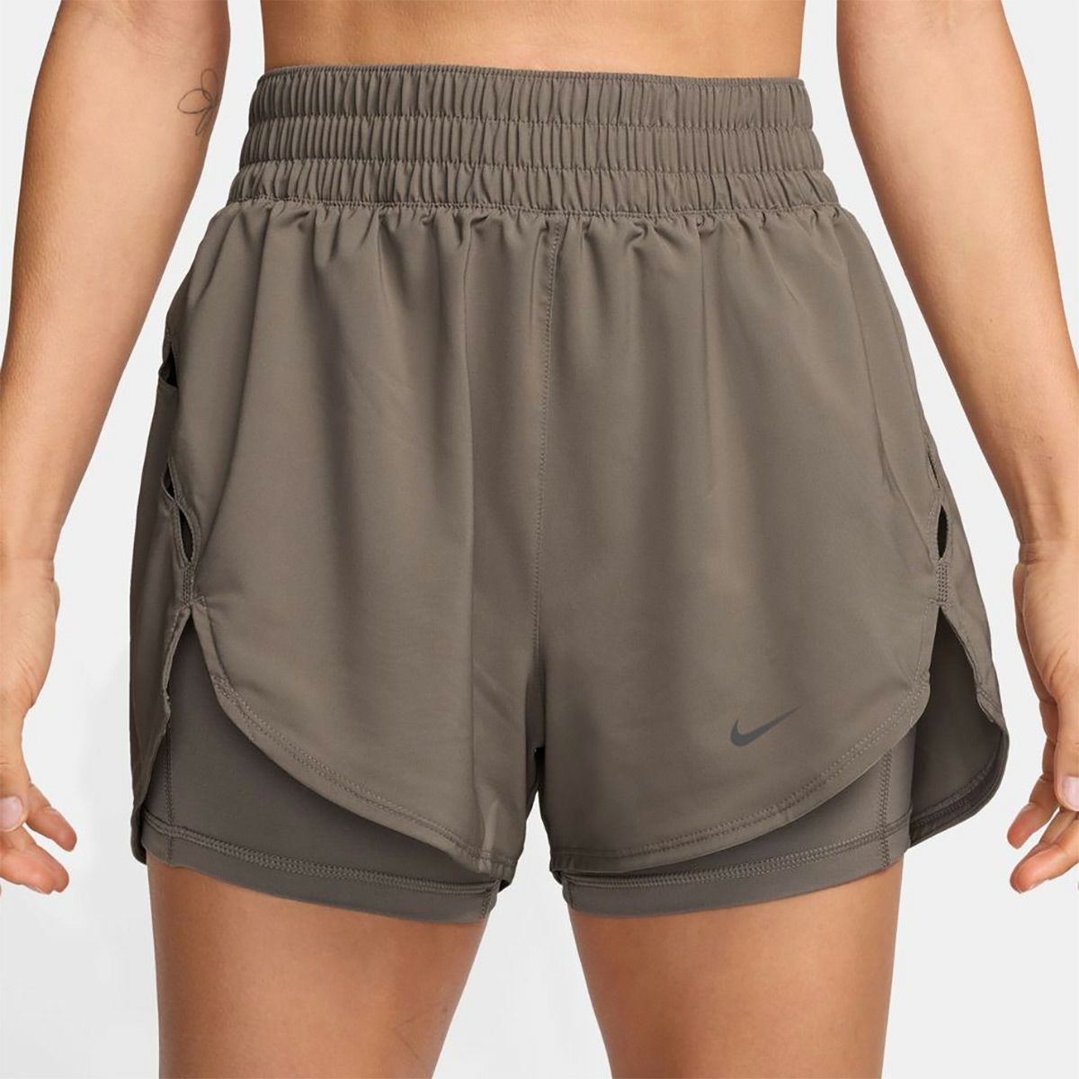 ナイキNIKEジムフィットネスヨガウェアボトムスショートハーフパンツ短パンASWNKONEDFHR2IN1SHORTHV0577-214レディース女性25SU春夏