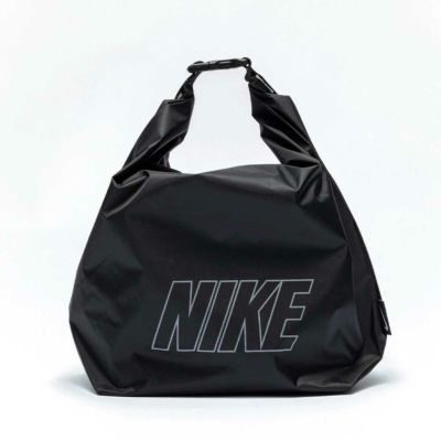 ナイキNIKEサーフィンサーフ鞄バッグトートバッグSS25ウォータープルーフプールバッグ1994037-009メンズレディースユニセックス25SP春夏