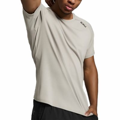 2XUツータイムズユーランニングウェア半袖TシャツエアロTシャツAeroTeeMR6557A-CARBRFメンズ男性25SP春夏