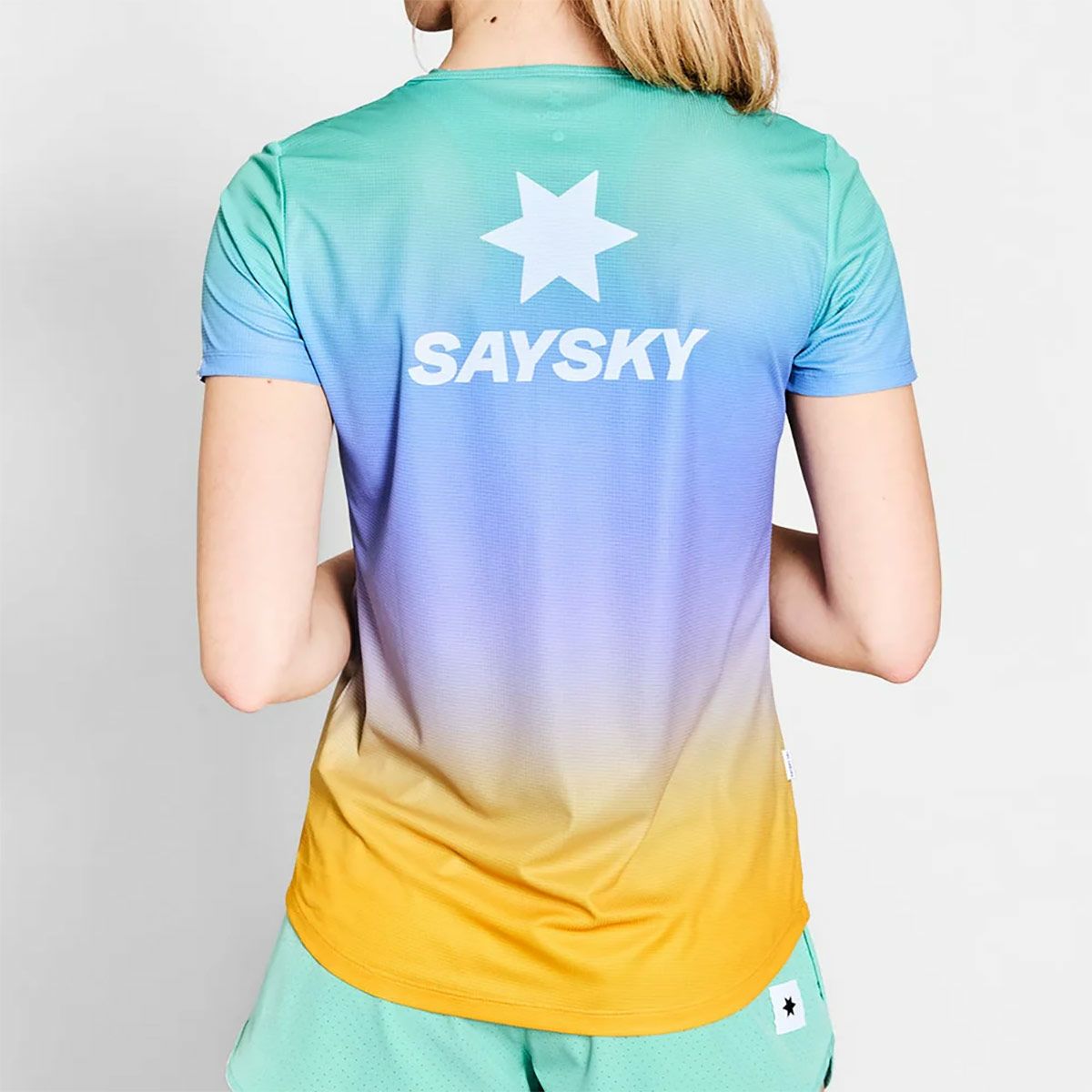 セイスカイSAYSKYランニングウェア半袖TシャツWDRIPDYEFLOWT-SHIRTNWRSS60C1033レディース女性25SP春夏