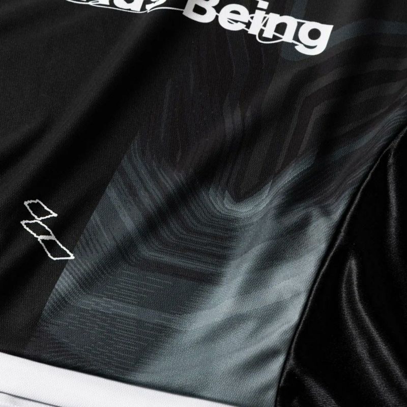 タイトブースTIGHTBOOTHスケボースケートボードウェア長袖TシャツロンTタイトブース×ソーラスビーイングL/SサッカージャージTIGHTBOOTH×SauRasBeingL/SSOCCERJERSEYSS25-SRB03メンズ男性25SP春夏