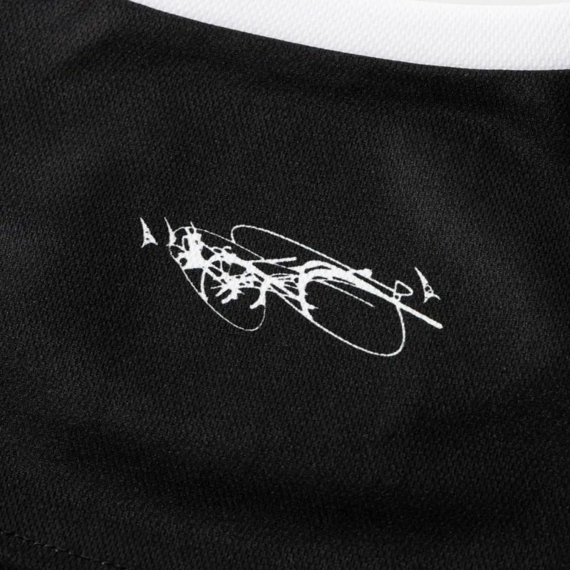 タイトブースTIGHTBOOTHスケボースケートボードウェア長袖TシャツロンTタイトブース×ソーラスビーイングL/SサッカージャージTIGHTBOOTH×SauRasBeingL/SSOCCERJERSEYSS25-SRB03メンズ男性25SP春夏