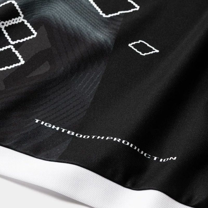 タイトブースTIGHTBOOTHスケボースケートボードウェア長袖TシャツロンTタイトブース×ソーラスビーイングL/SサッカージャージTIGHTBOOTH×SauRasBeingL/SSOCCERJERSEYSS25-SRB03メンズ男性25SP春夏