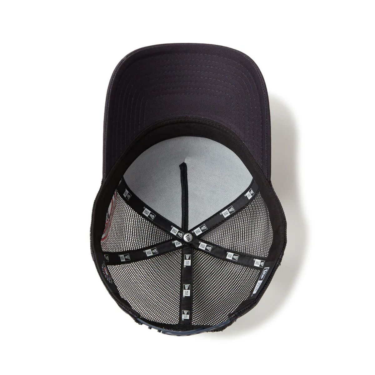 ニューエラNEWERAアウトドアカジュアル帽子キャップ9FORTYA-FrameトラッカーMLBSidePatchニューヨークヤンキース14388606メンズレディースユニセックス25SP春夏