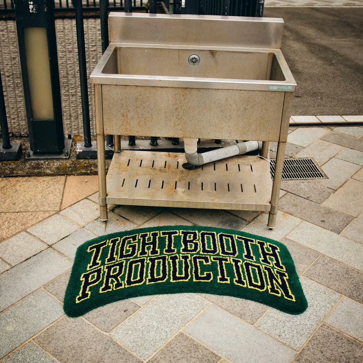 タイトブースTIGHTBOOTHスケボースケートボードアクセサリーカレッジラグCOLLEGERUGSU25-A0825SU春夏