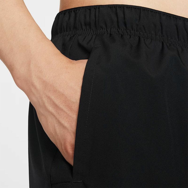 ナイキNIKEランニングウェアボトムスショートハーフパンツ短パンDri-FITチャレンジャーショートパンツ18cmインナー付きHV2139-010メンズ男性25FA秋冬