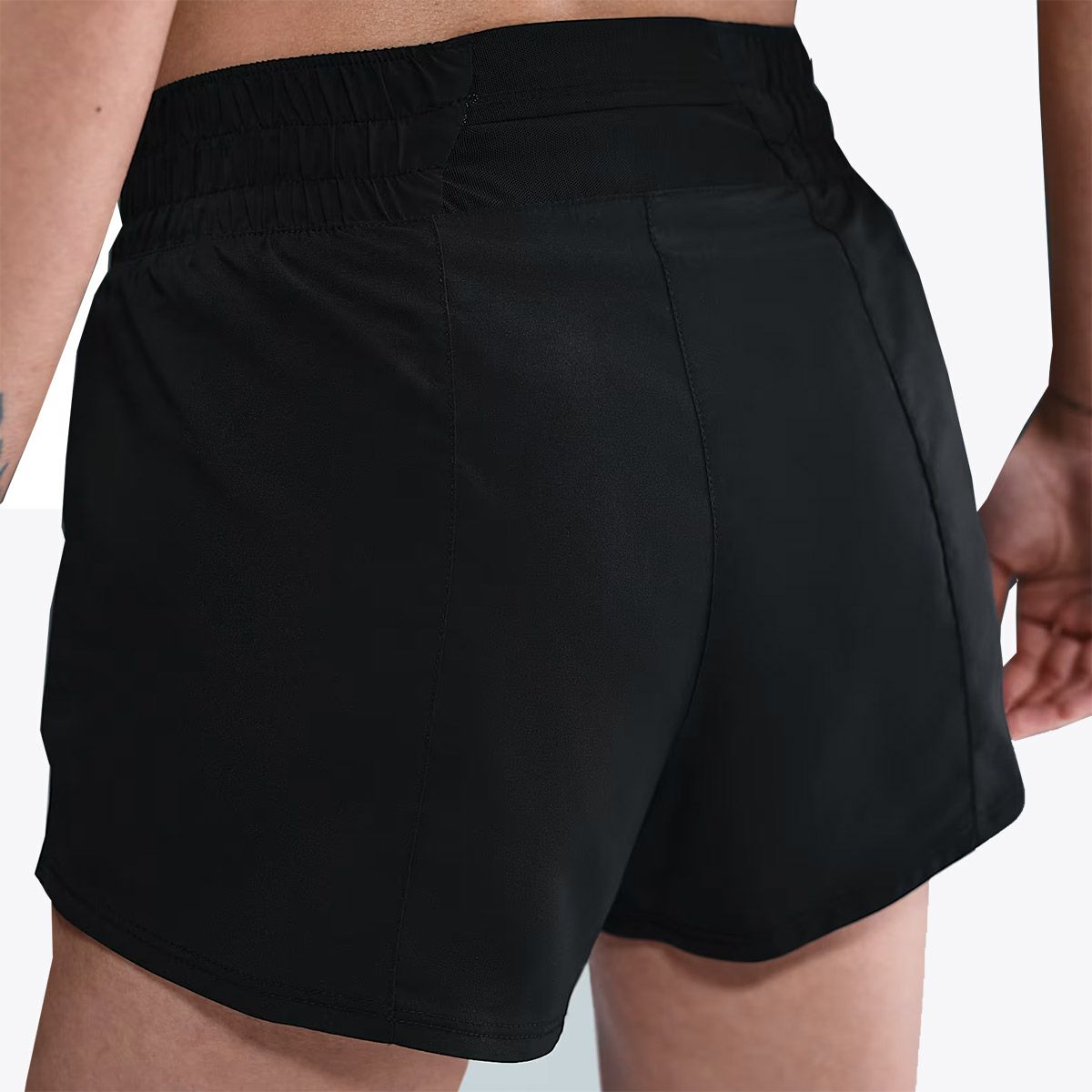 ナイキNIKEランニングウェアボトムスショートハーフパンツ短パンウィメンズワンスウッシュDri-FITミッドライズルーズ8cmランニングショートパンツインナー付きHV2617-010レディース女性25FA秋冬