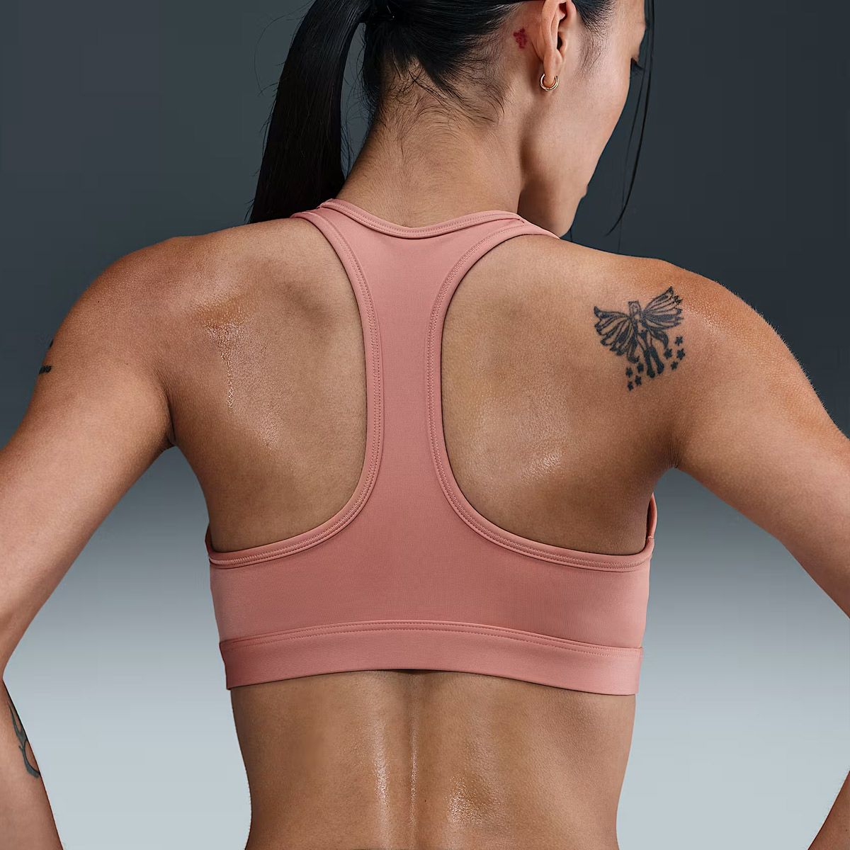 ナイキNIKEジムフィットネスヨガスウッシュミディアムサポートパッディドスポーツブラDX6822-685レディース女性25FA秋冬