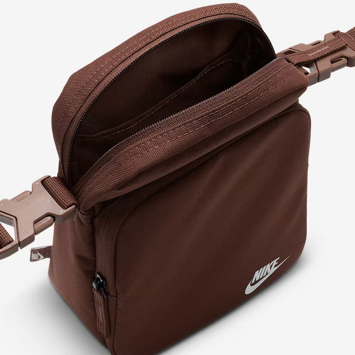 ナイキNIKEアウトドアカジュアル鞄バッグショルダーバッグメッセンジャーバッグヘリテージクロスボディバッグ(4L)DB0456-265メンズレディースユニセックス25FA秋冬