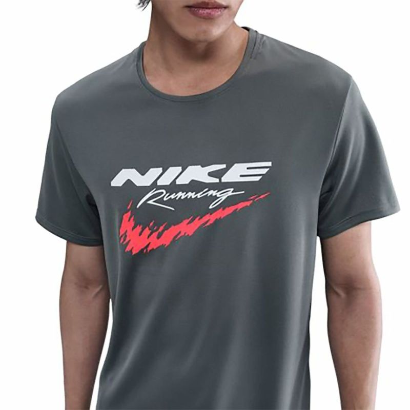 ナイキNIKEランニングウェア半袖TシャツDri-FITUVRunningTopMILERSHV2136-084メンズ男性25FA秋冬