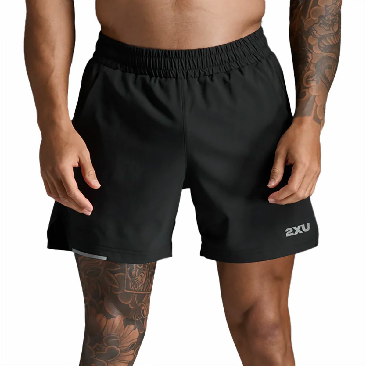 2XUツータイムズユーランニングウェアボトムスショートハーフパンツ短パンエアロ5インチショーツ2.0Aero5InchShortsMR6903B-BLKSRFメンズ男性25FA秋冬