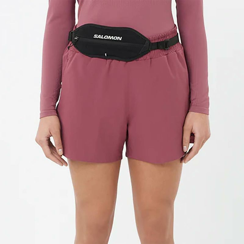 サロモンSALOMONランニングウェアボトムスショートハーフパンツ短パンSHKOUTCORESHORTS4LC2656000レディース女性24FA秋冬