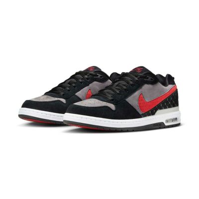 NIKE ナイキ　スケートボードパンツ　　総柄　ビビットカラー　スケボー ナイキ SB 総柄 パンツ スケボー サイズM 総柄 ボトムス マルチ