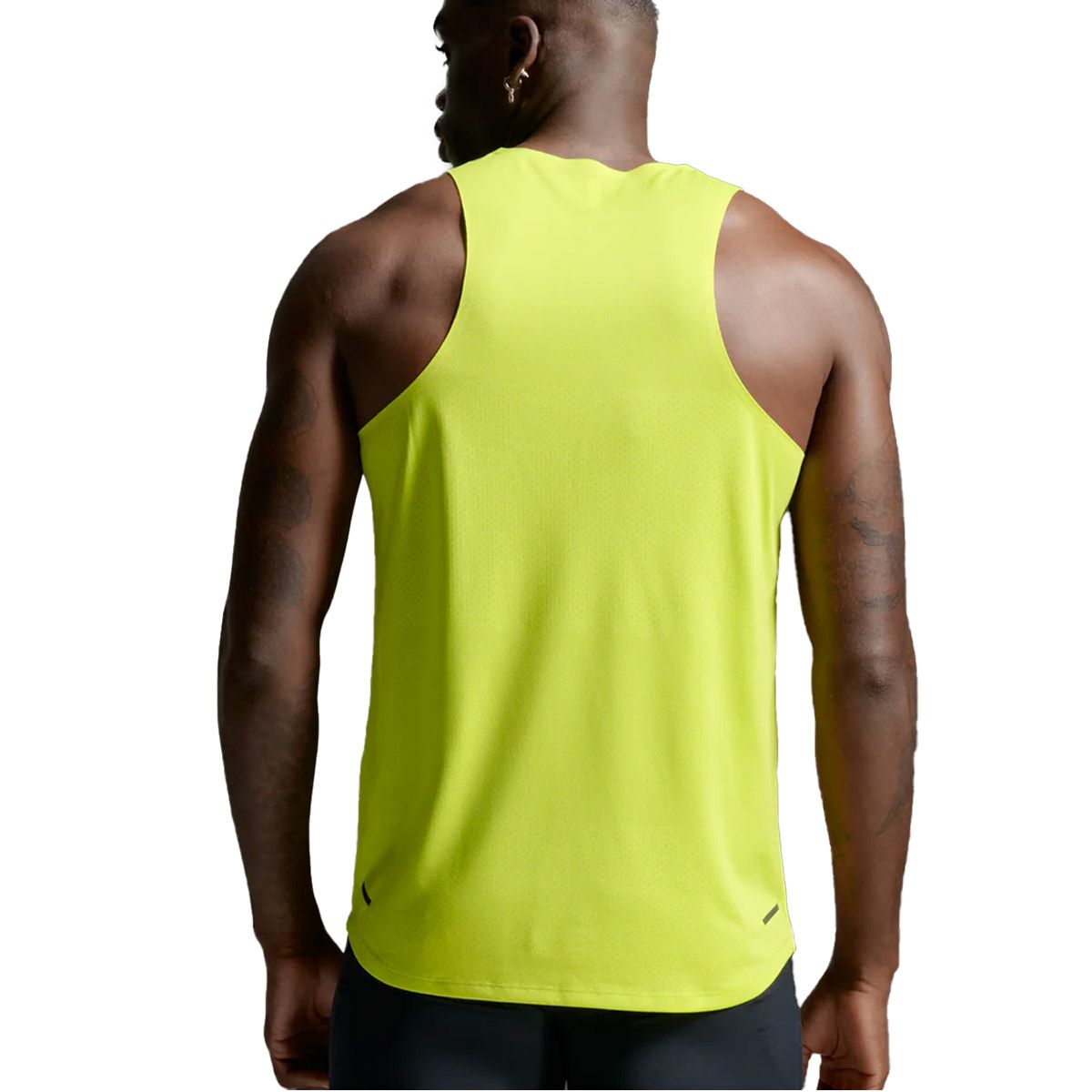 2XUツータイムズランニングウェアノースリーブタンクトップライトスピードテックシングレットLightSpeedTechSingletMR7151A-VOLBRFメンズ男性25FA秋冬