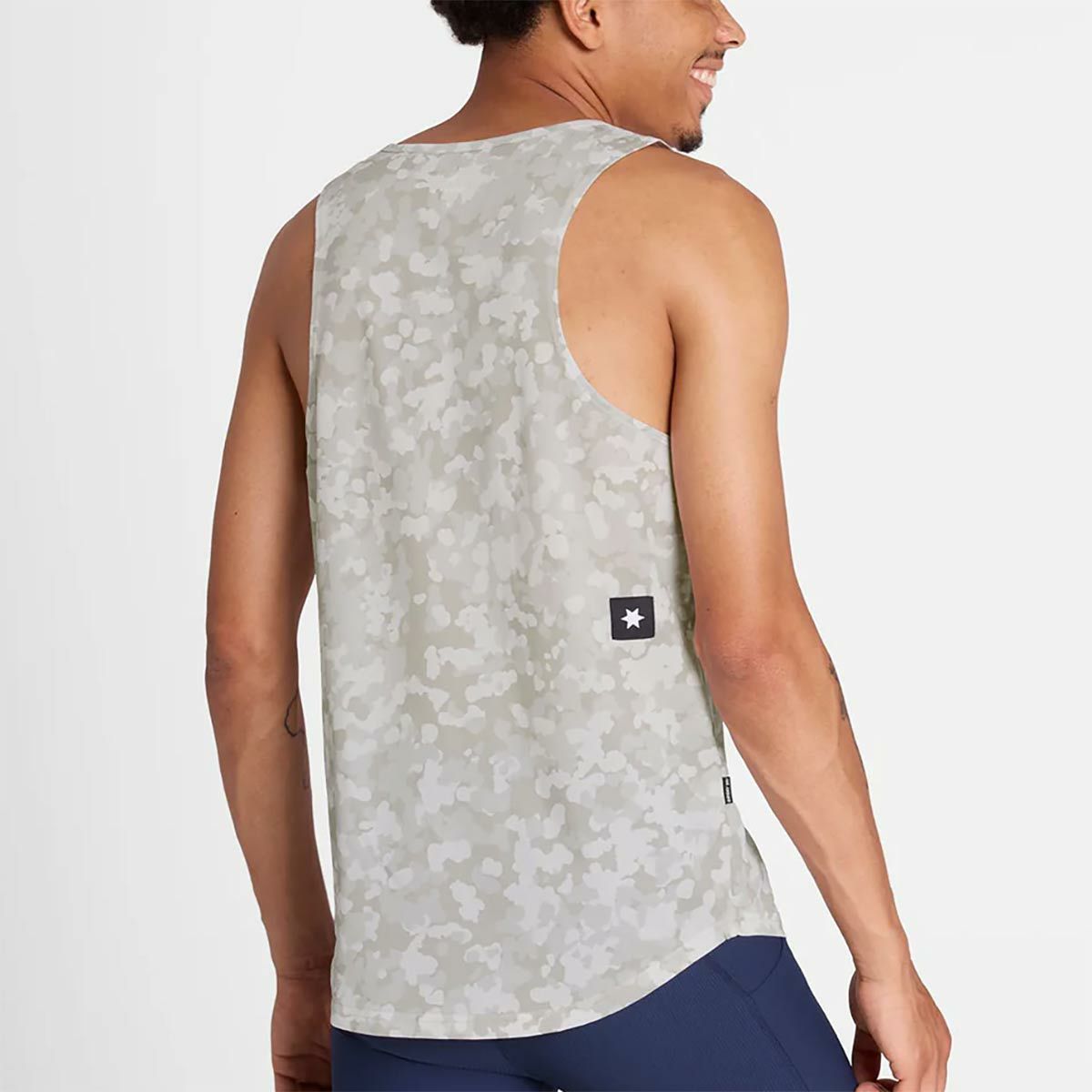 セイスカイSAYSKYランニングウェアノースリーブタンクトップCamoCombatSingletOMRSI31C1049メンズ男性25FA秋冬