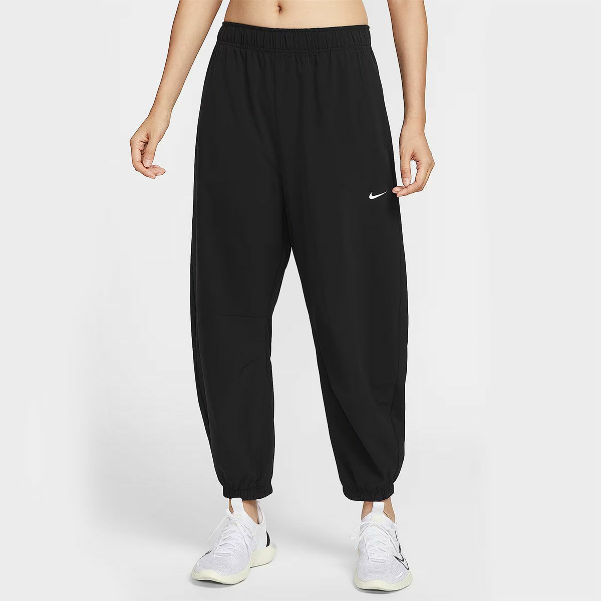 ナイキNIKEジムフィットネスヨガウェアボトムスロングパンツ長ズボンナイキワンウィメンズレペルハイウエストウーブンパンツIH8612-010レディース女性25HO秋冬