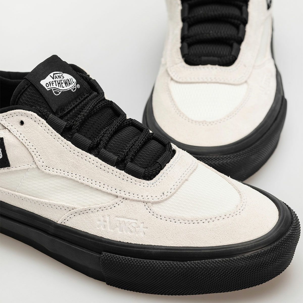 バンズVANSスケボースケートボードスケシュースニーカーシューズ靴SkateSafeLowVN000EEHBWIメンズ男性25FA秋冬