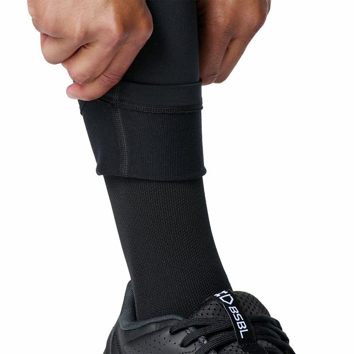 アンダーアーマーUNDERARMOURベースボール野球ソフトボールウェアボトムスインナースパッツレギンスコールドギアアーマーレギンス6007921-001メンズ男性25FA秋冬