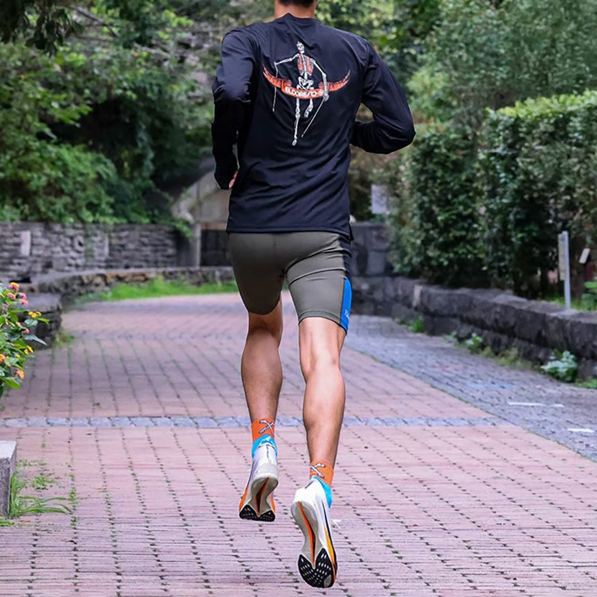 エルドレッソELDORESOランニングウェア長袖TシャツロンTBonemanLongTeeE1105125メンズレディースユニセックス25FA秋冬