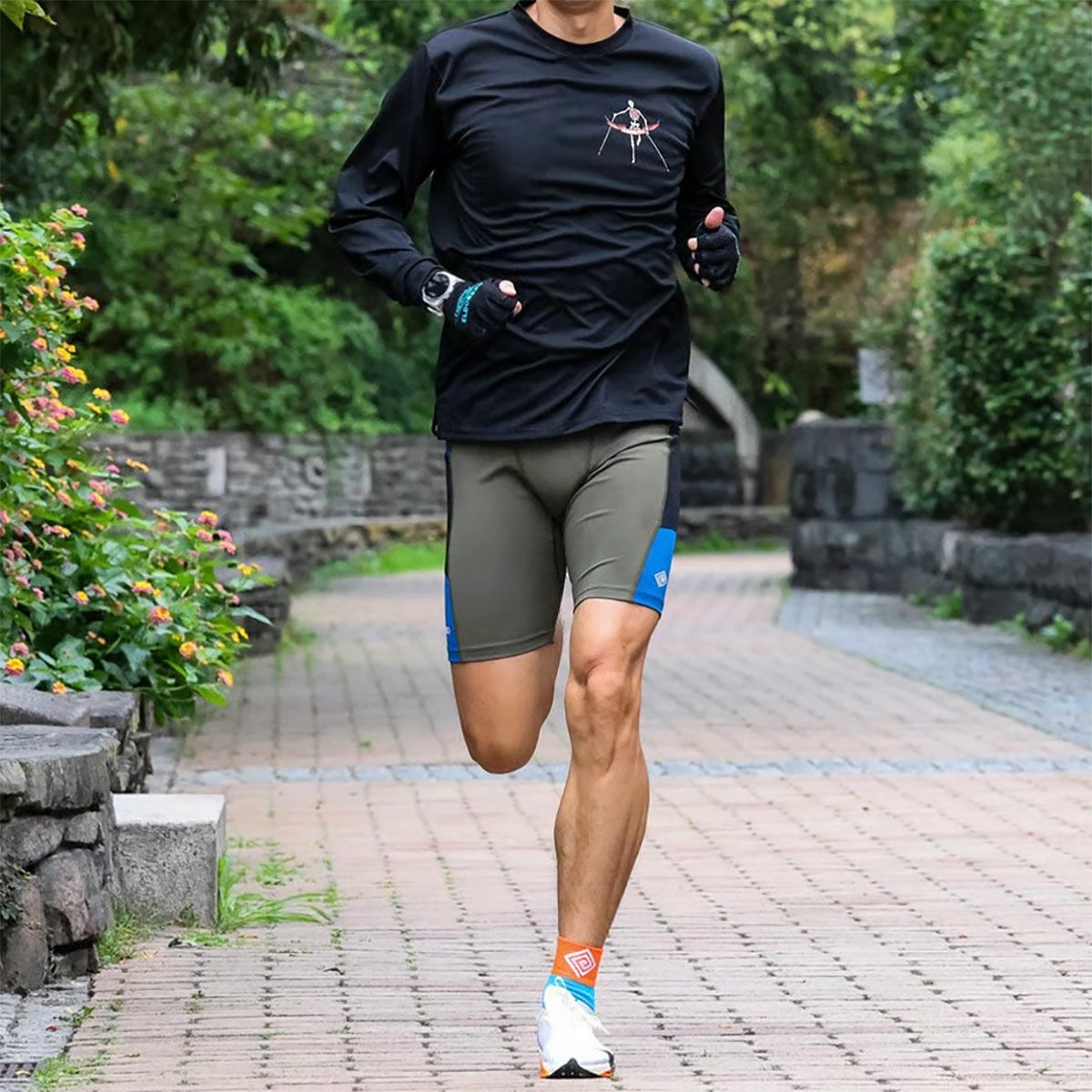 エルドレッソELDORESOランニングウェア長袖TシャツロンTBonemanLongTeeE1105125メンズレディースユニセックス25FA秋冬