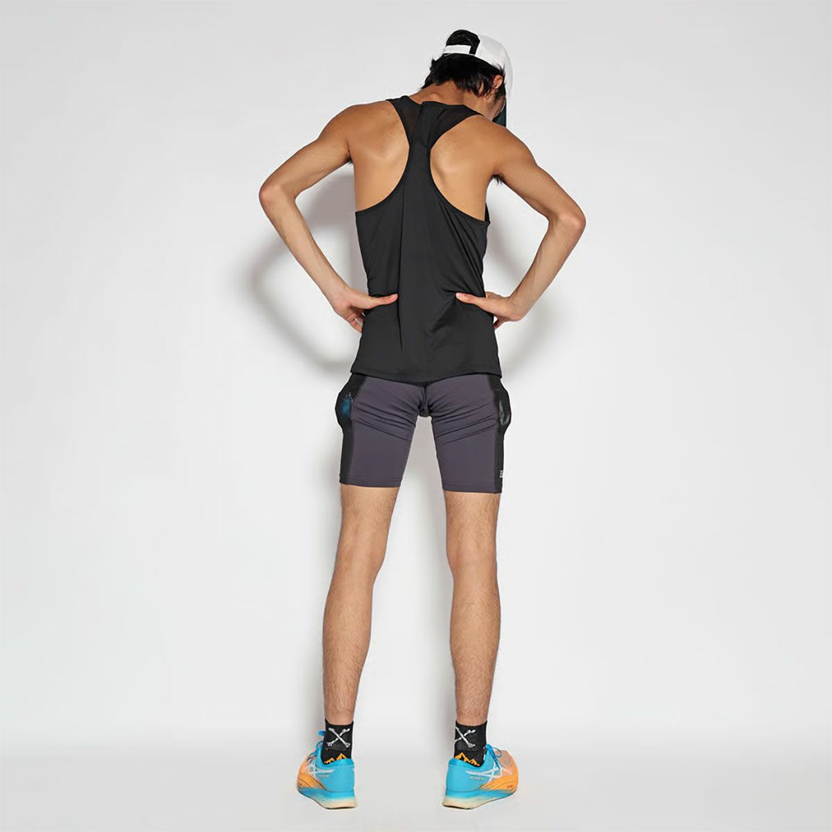 エルドレッソELDORESOランニングウェアボトムスショートハーフパンツ短パンNeoMiddleSpatsE2406125メンズレディースユニセックス25FA秋冬