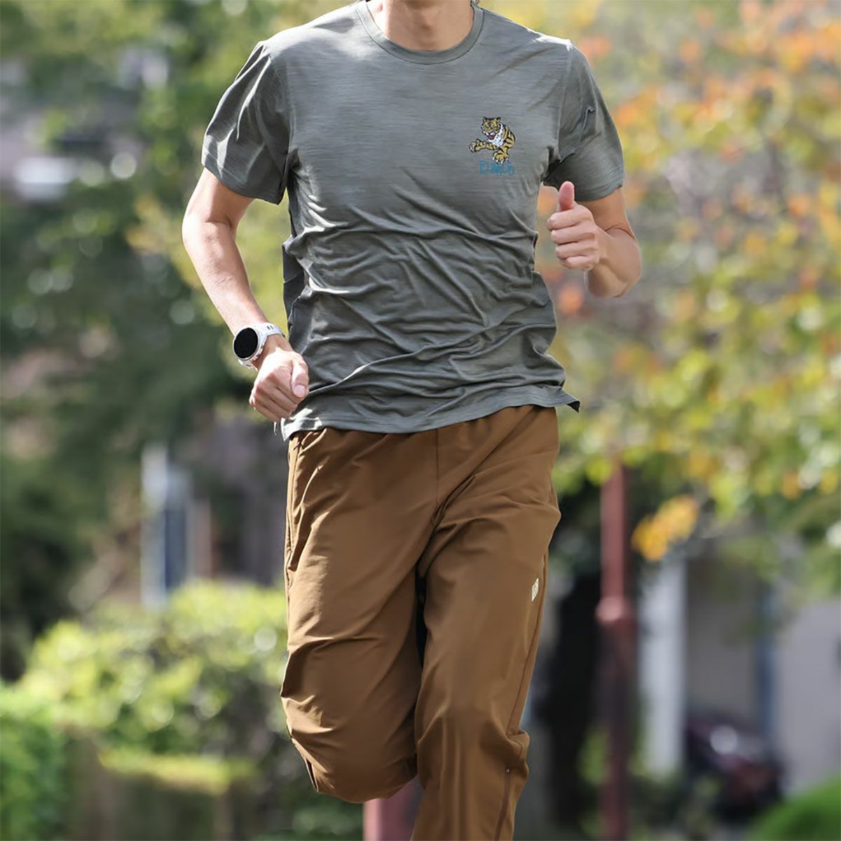 エルドレッソELDORESOランニングウェア半袖TシャツJumpOutTeeE1016425メンズレディースユニセックス25FA秋冬