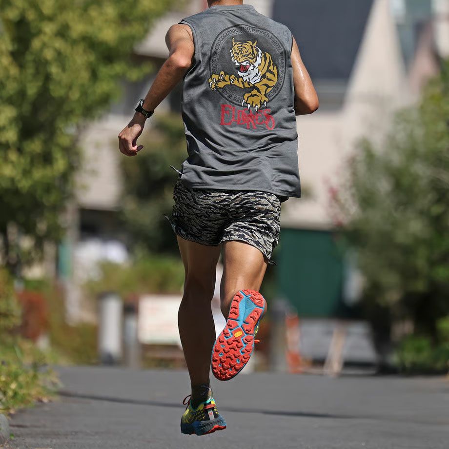 エルドレッソELDORESOランニングウェアノースリーブタンクトップJumpOutSleevelessE1221825メンズレディースユニセックス25FA秋冬