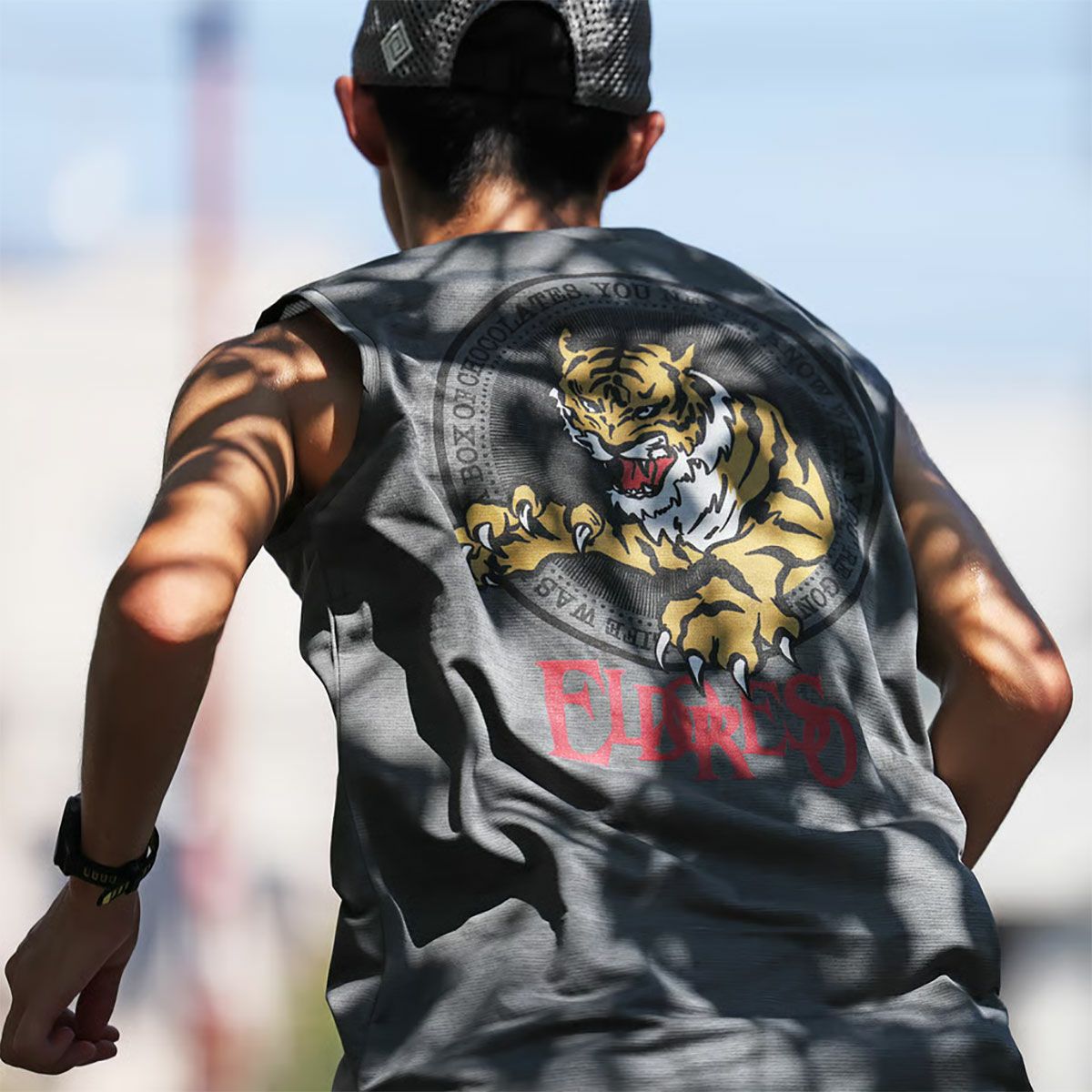 エルドレッソELDORESOランニングウェアノースリーブタンクトップJumpOutSleevelessE1221825メンズレディースユニセックス25FA秋冬