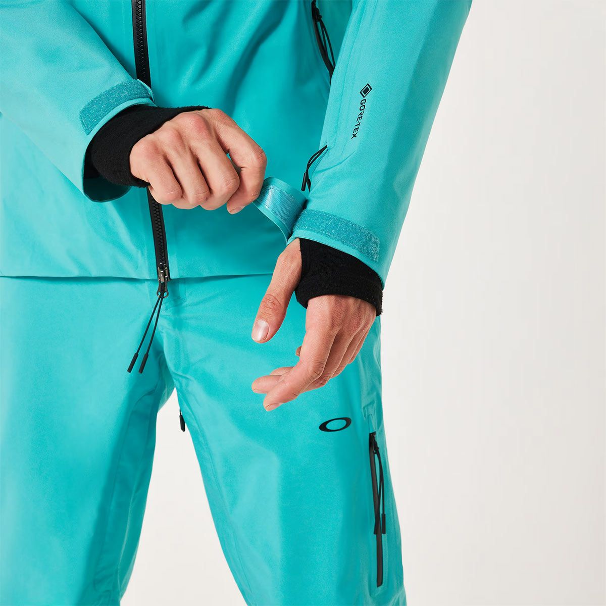 オークリーOAKLEYスノボースノボスノーボードウェアジャケットUNBOUNDGORE-TEXSHELLJACKET2.0FOA406111メンズ男性25-26