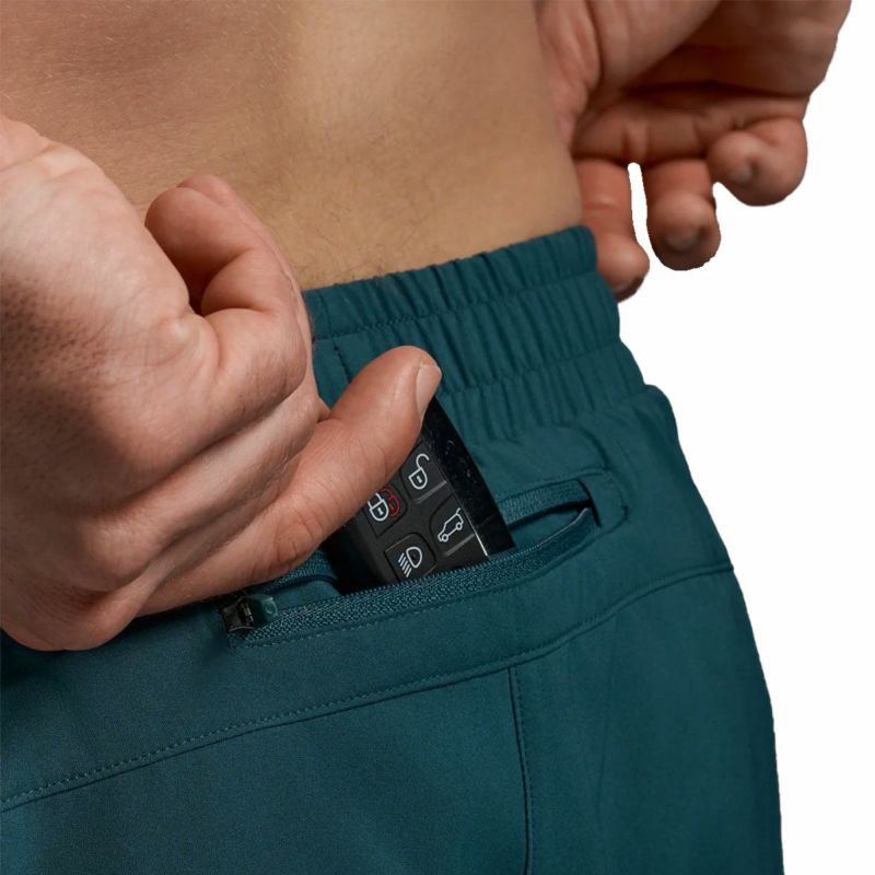 2XUツータイムズユーランニングウェアボトムスショートハーフパンツ短パンエアロ5インチショート2.0Aero5InchShortsMR6903B-DKMSRFメンズ男性25FA秋冬