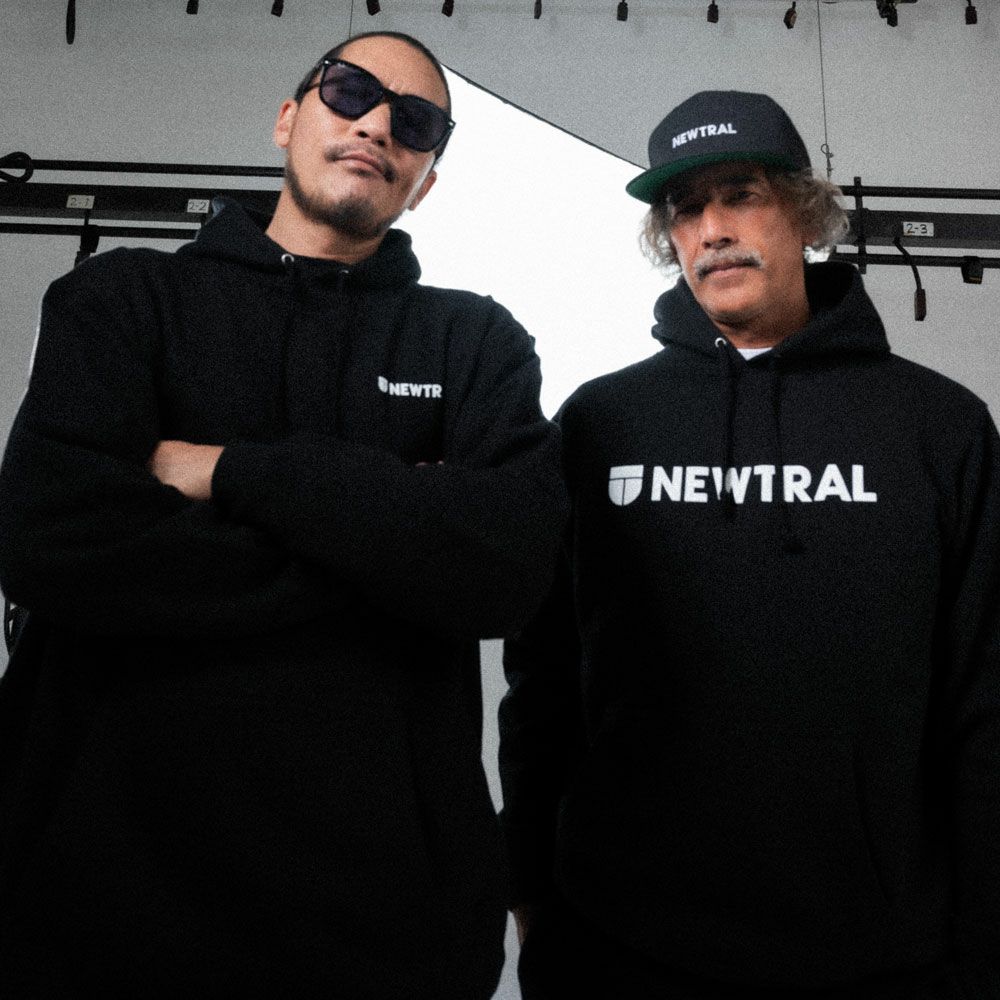 ニュートラルNEWTRALサーフィンサーフウェアスウェットパーカーMAIN_S_LOGOHoodieNT2253047メンズ男性25FA秋冬