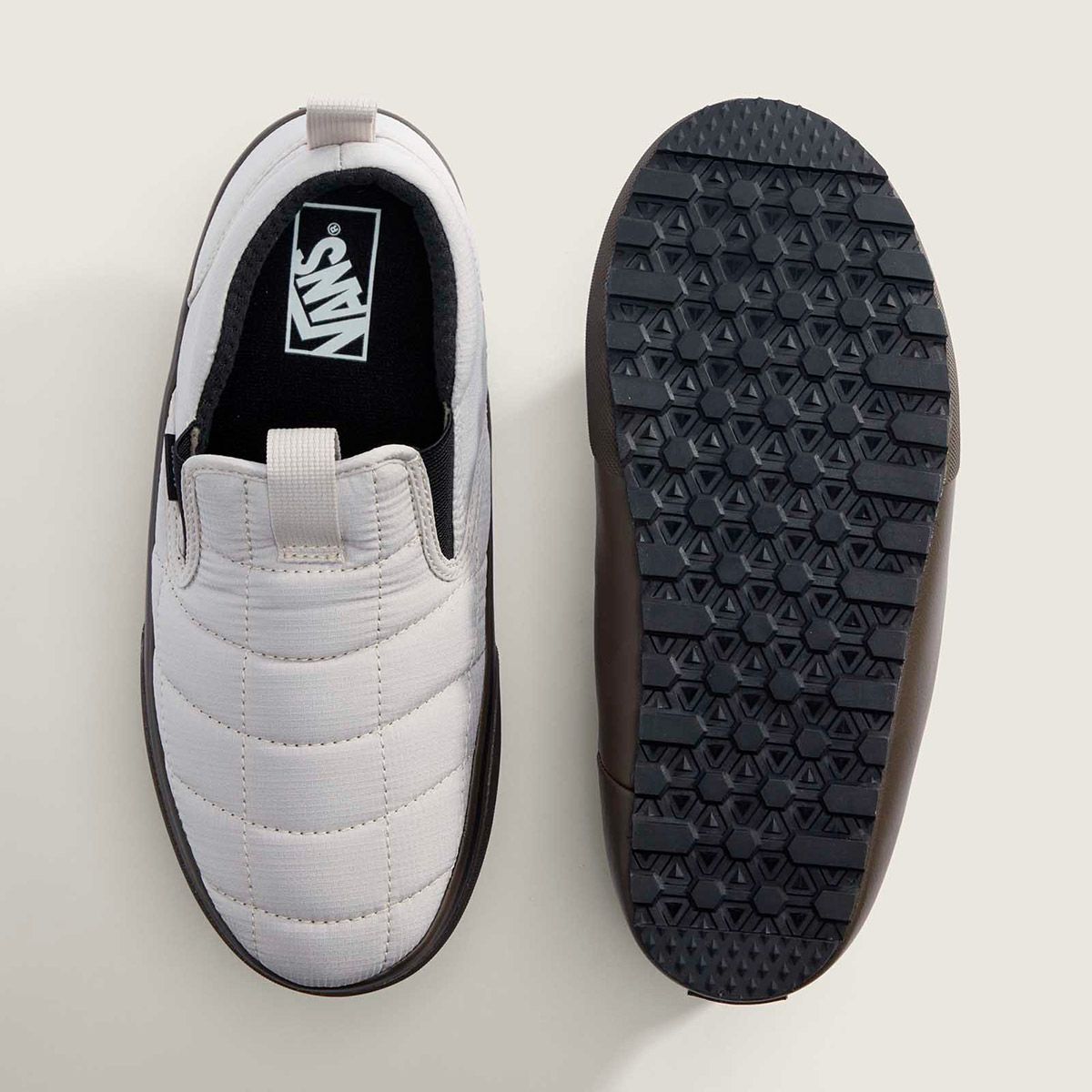 バンズVANSスノボースノボスノーボードウィンターシューズスノーブーツスノトレMTESnowLodgeSlipperMidスノーロッジスリッパミッドVN000D2A2LHメンズレディースユニセックス25-26