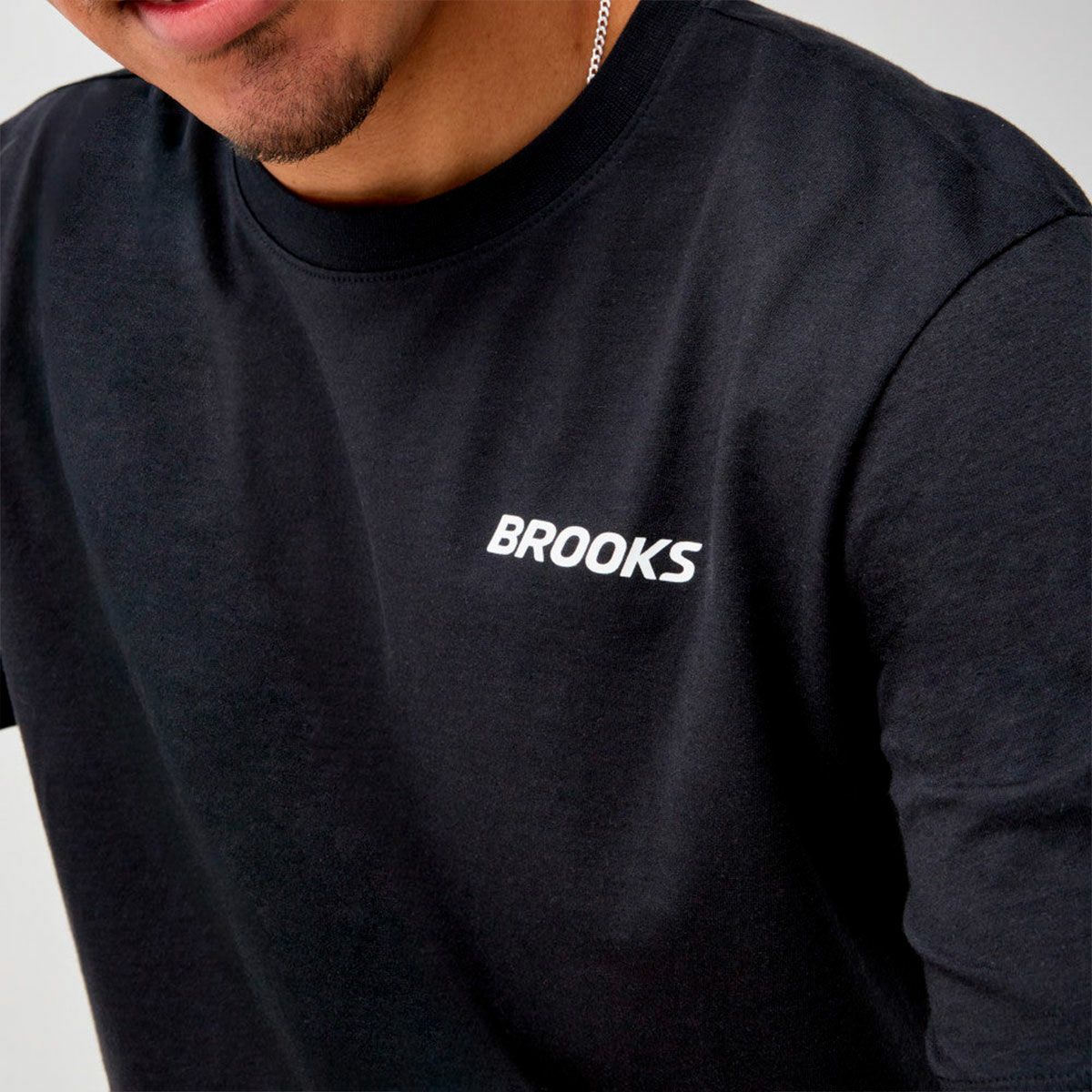 ブルックスBROOKSランニングウェア半袖TシャツGraphicShortSleeveBAM5910メンズ男性26SP春夏