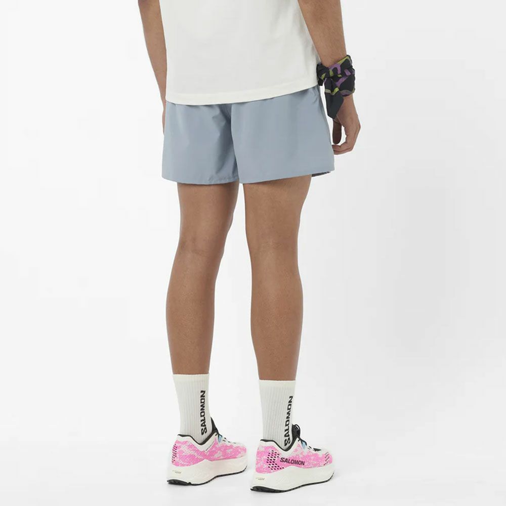 サロモンSALOMONランニングウェアボトムスショートハーフパンツ短パンSHAKEoutCORE5"LC2778000メンズ男性26SP春夏